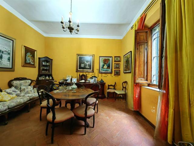 Casa in vendita a Montale, Toscana