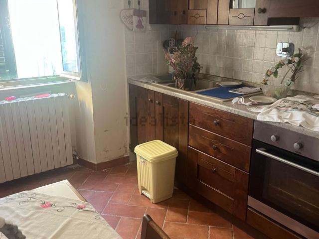 Casa in vendita a Tobbiana, Montale