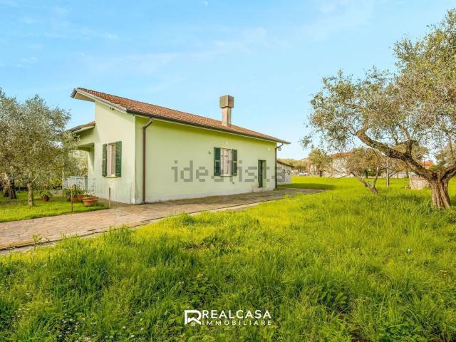 Casa in vendita a Castelnuovo Magra, Liguria