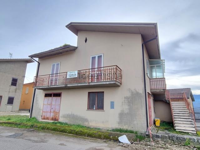 Casa in vendita a Lapio, Campania