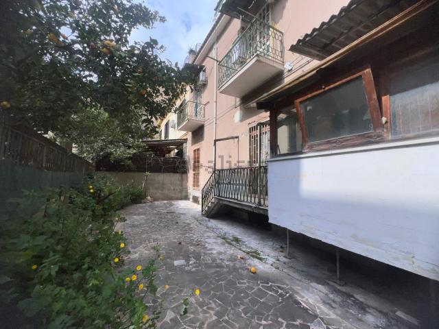 Casa in vendita a Municipalità 3, Napola