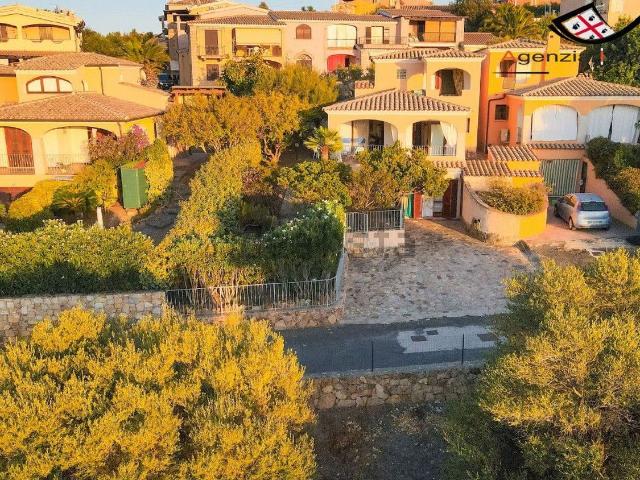 Casa in vendita a Porto Ainu, Agrustos