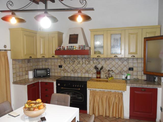 Casa in vendita a Grotta Parlanti, Montevettolini