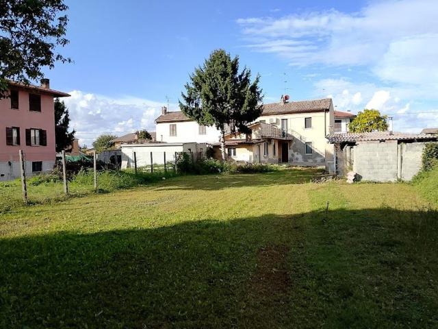 Casa in vendita a La Chiusa, Casteggio
