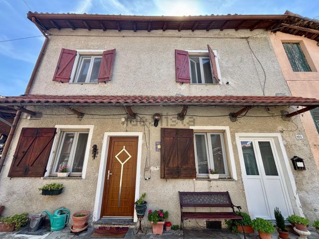 Casa in vendita a Santa Maria di Castiglione, Cassano Spinola