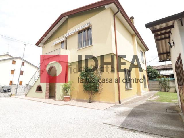 Casa in vendita a Ponzano Veneto, Ponzano