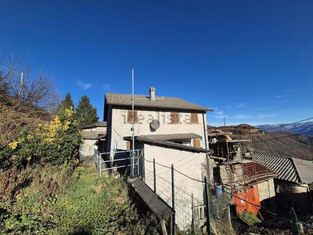 Casa in vendita a Careggine, Lucca