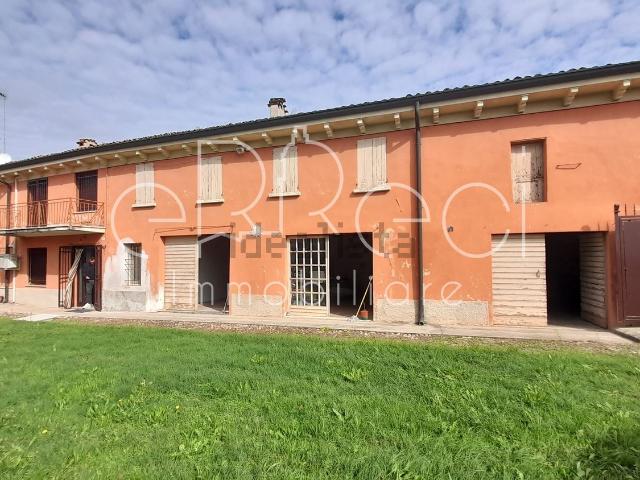 Casa in vendita a Volta Mantovana, Lombardia