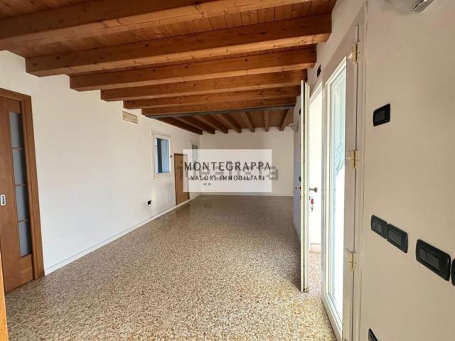 Casa in vendita a Piombino Dese, Veneto