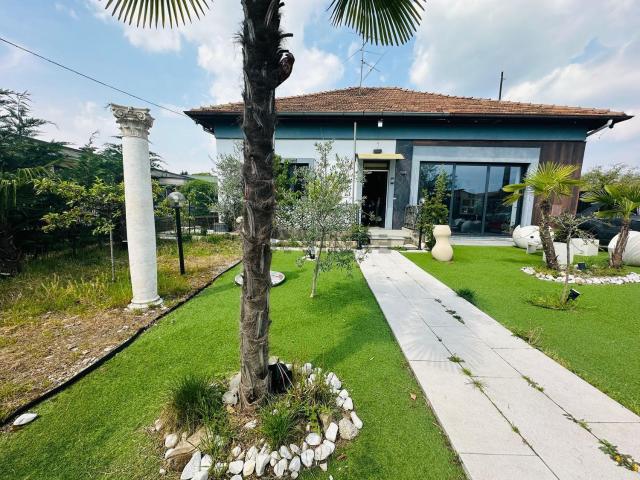 Casa in vendita a Sesona, Vergiate
