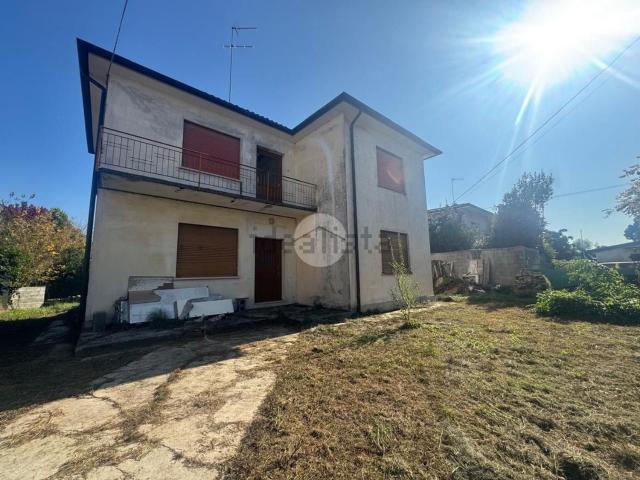 Casa in vendita a Selvana, Treviso