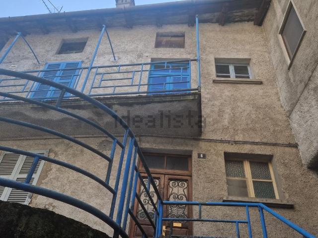 Casa in vendita a Tirano, Lombardia