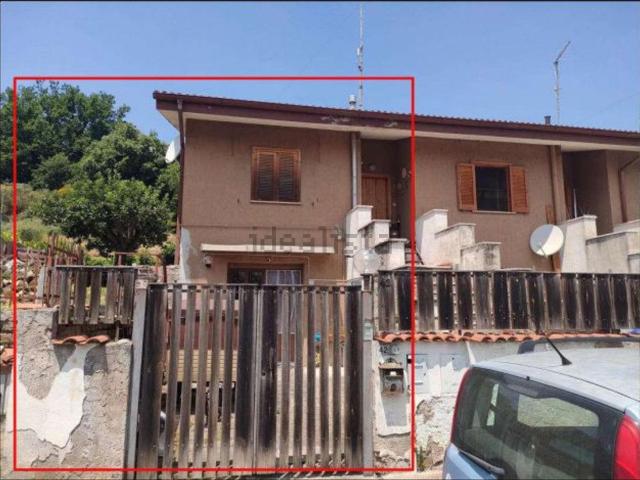 Casa in vendita a Fabrica Di Roma, Lazio