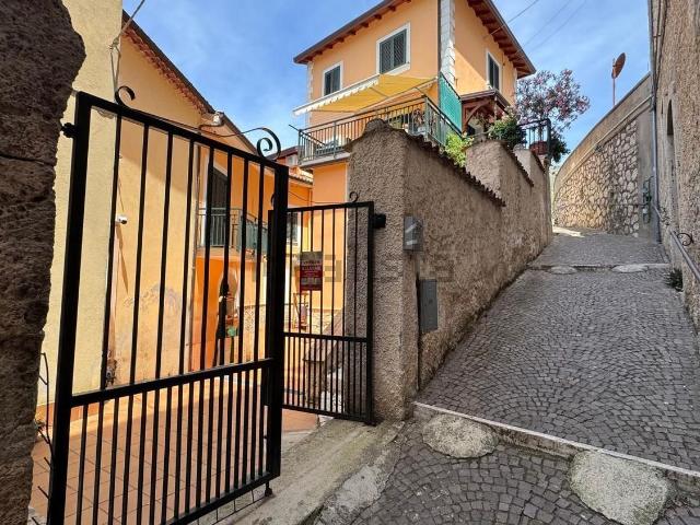 Casa in vendita a Caprile, Roccasecca