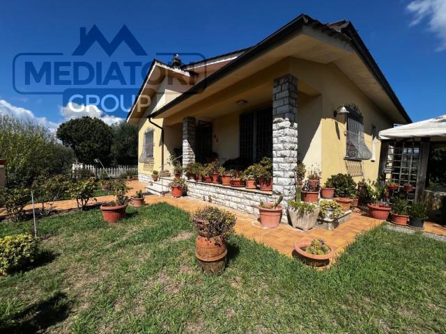 Casa in vendita a Turchetto, Montecarlo