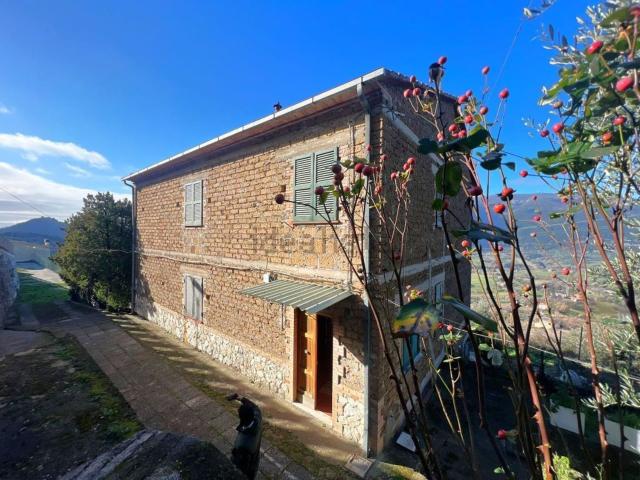 Casa in vendita a Cottanello, Lazio