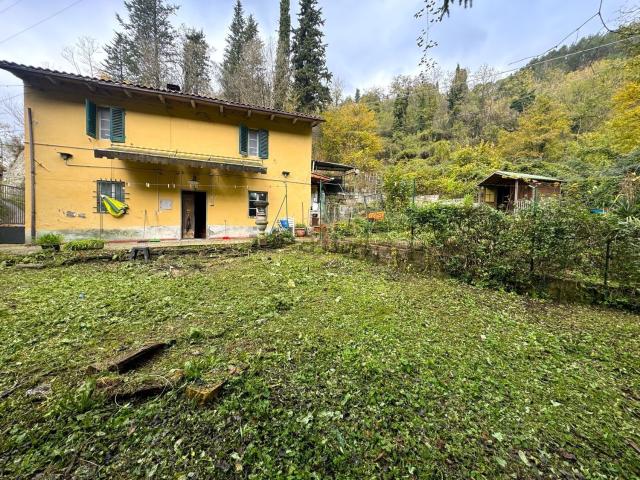 Casa in vendita a Vernio