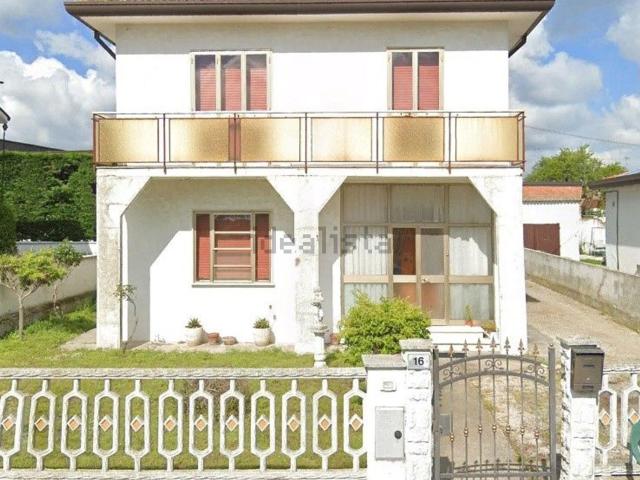Casa in vendita a Unione Delta del Po, Lagosanto