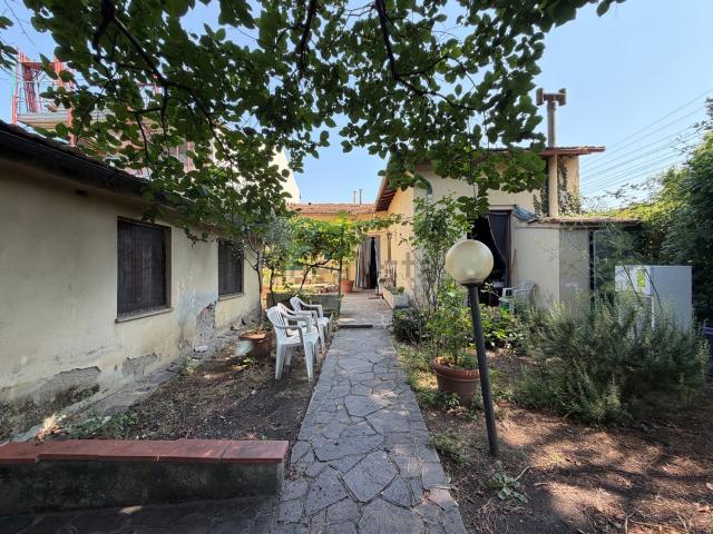 Casa in vendita a Peretola, Firenze