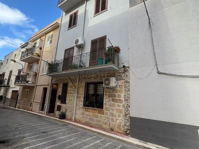 Casa in vendita a Cinisi, Sicilia