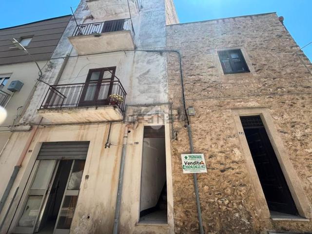 Casa in vendita a Alcamo, Sicilia