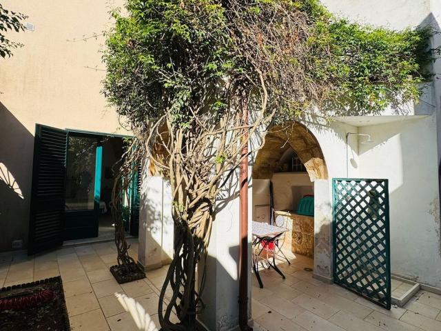 Casa in vendita a Puglia, Lecce
