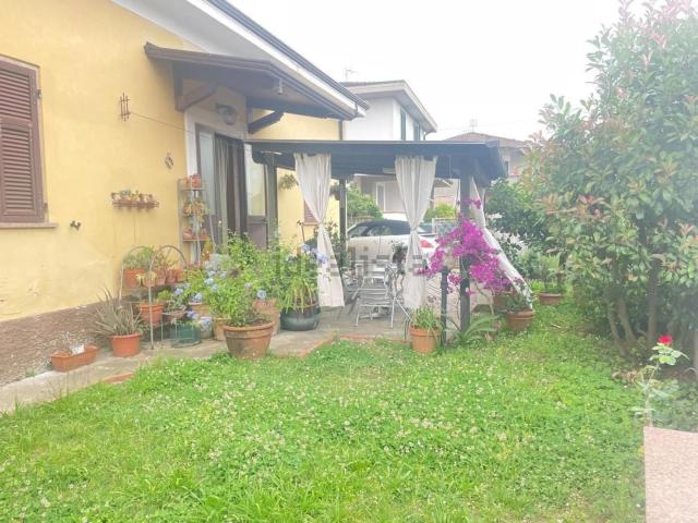 Casa in vendita a Carrara, Toscana