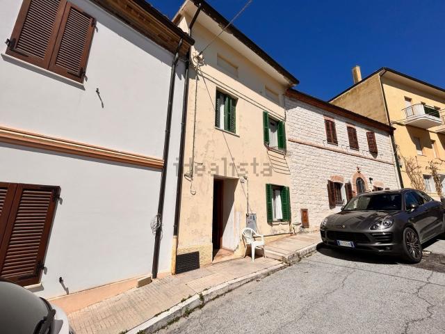 Casa in vendita a Marche, Ancona