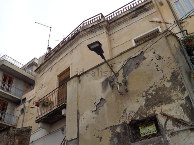 Casa in vendita a Bronte, Catania