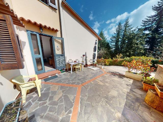 Casa in vendita a Cantagallo, Toscana