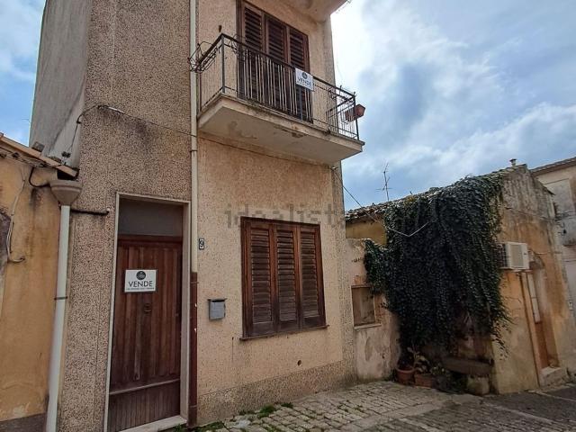 Casa in vendita a Palazzolo Acreide, Sicilia