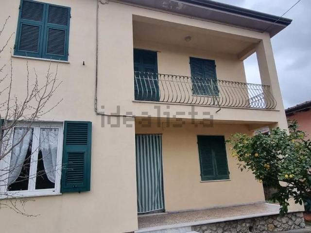 Casa in vendita a Mirteto, Massa