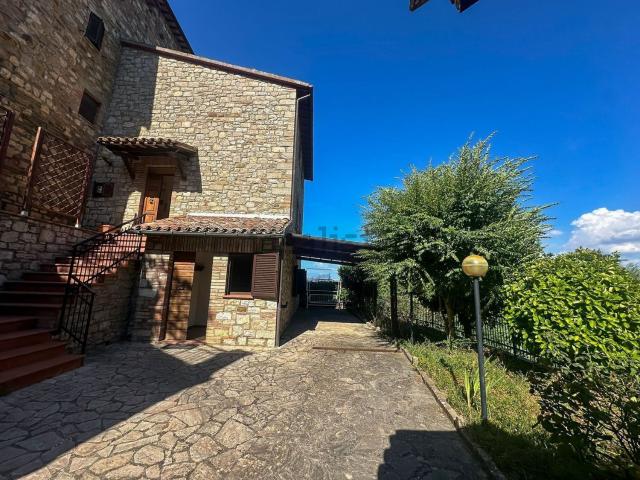 Casa in vendita a Doglio, Monte Castello di Vibio