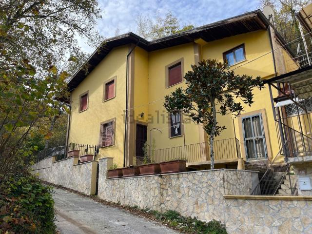 Casa in vendita a Alvito, Lazio