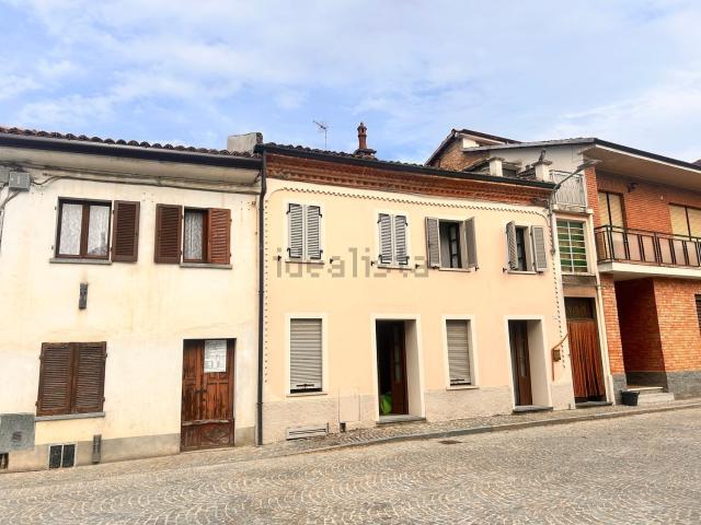 Casa in vendita a Piemonte, Asti