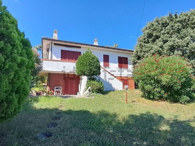 Casa in vendita a Marche, Ancona