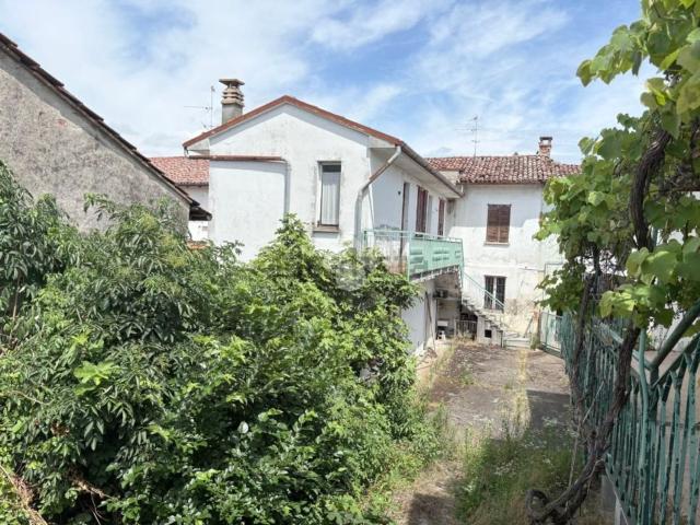 Casa in vendita a Castiglione D'adda, Lombardia