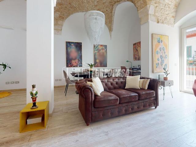 Casa in vendita a Puglia, Bari