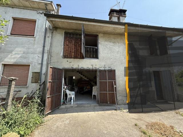 Casa in vendita a Olza, Monticelli d'Ongina