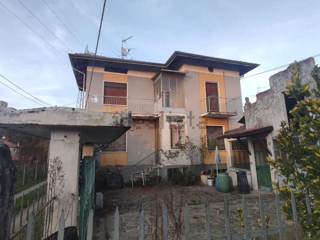 Casa in vendita a Arale, Piemonte