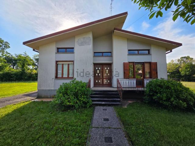 Casa in vendita a Fanna, Friuli-Venezia Giulia