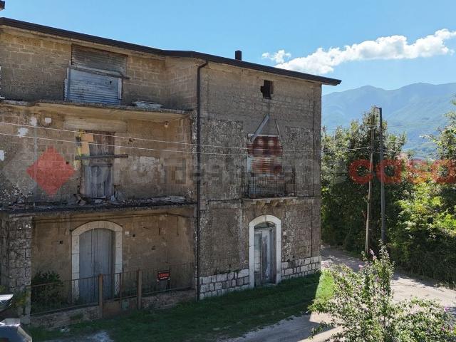 Casa in vendita a San Martino Valle, Campania