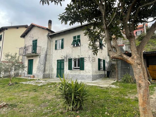 Casa in vendita a Ceranesi, Liguria