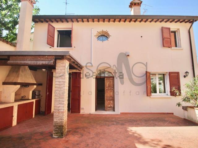 Casa in vendita a Ponte Abbadesse, Cesena