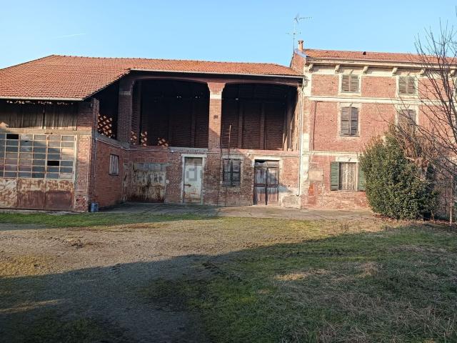 Casa in vendita a Piemonte, Alessandria