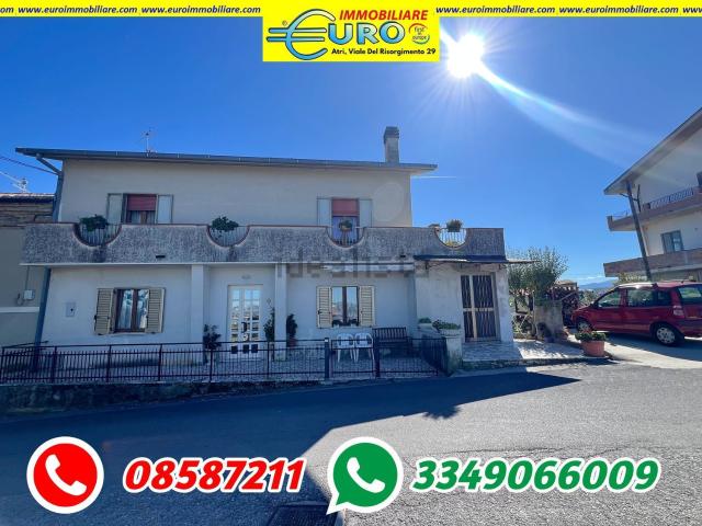 Casa in vendita a Atri, Abruzzo