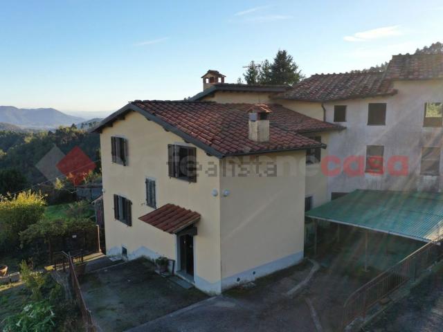 Casa in vendita a Camaiore, Toscana