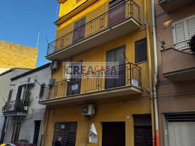 Casa in vendita a Riesi, Sicilia