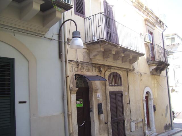 Casa in vendita a Ragusa Ibla, Ragusa