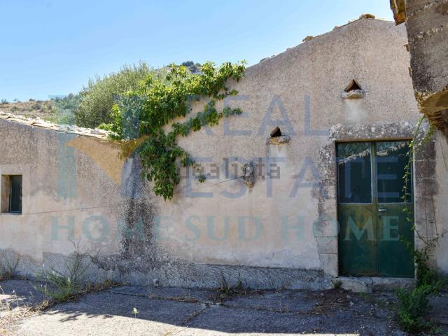 Casa in vendita a Palazzolo Acreide, Sicilia